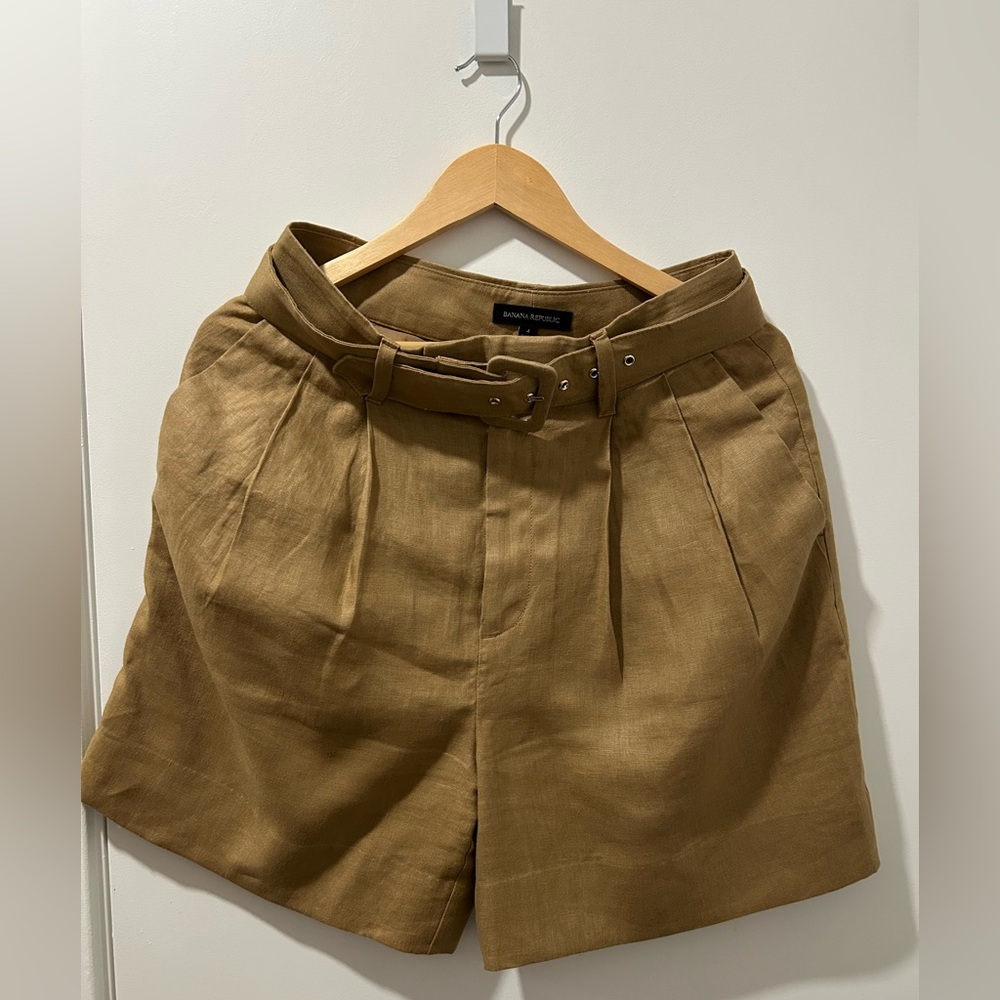 Banana Republic High Waist Linen Shorts with Pleats
